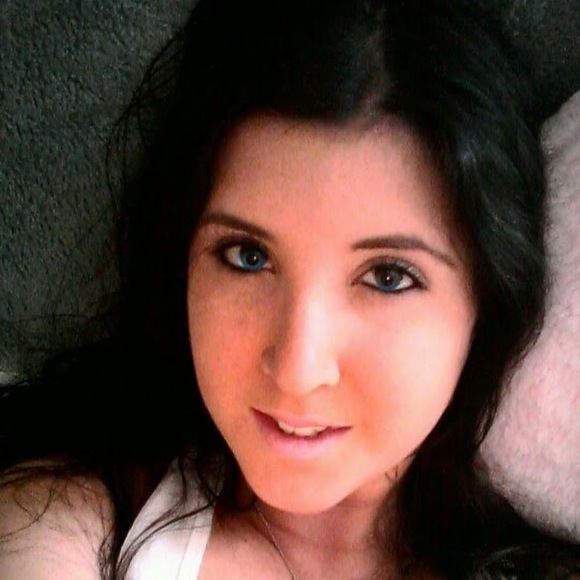 Meet your Posher, Brittany - Picture 1 of 1